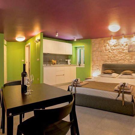 Annie'S Stone Studio & Room Split Eksteriør bilde